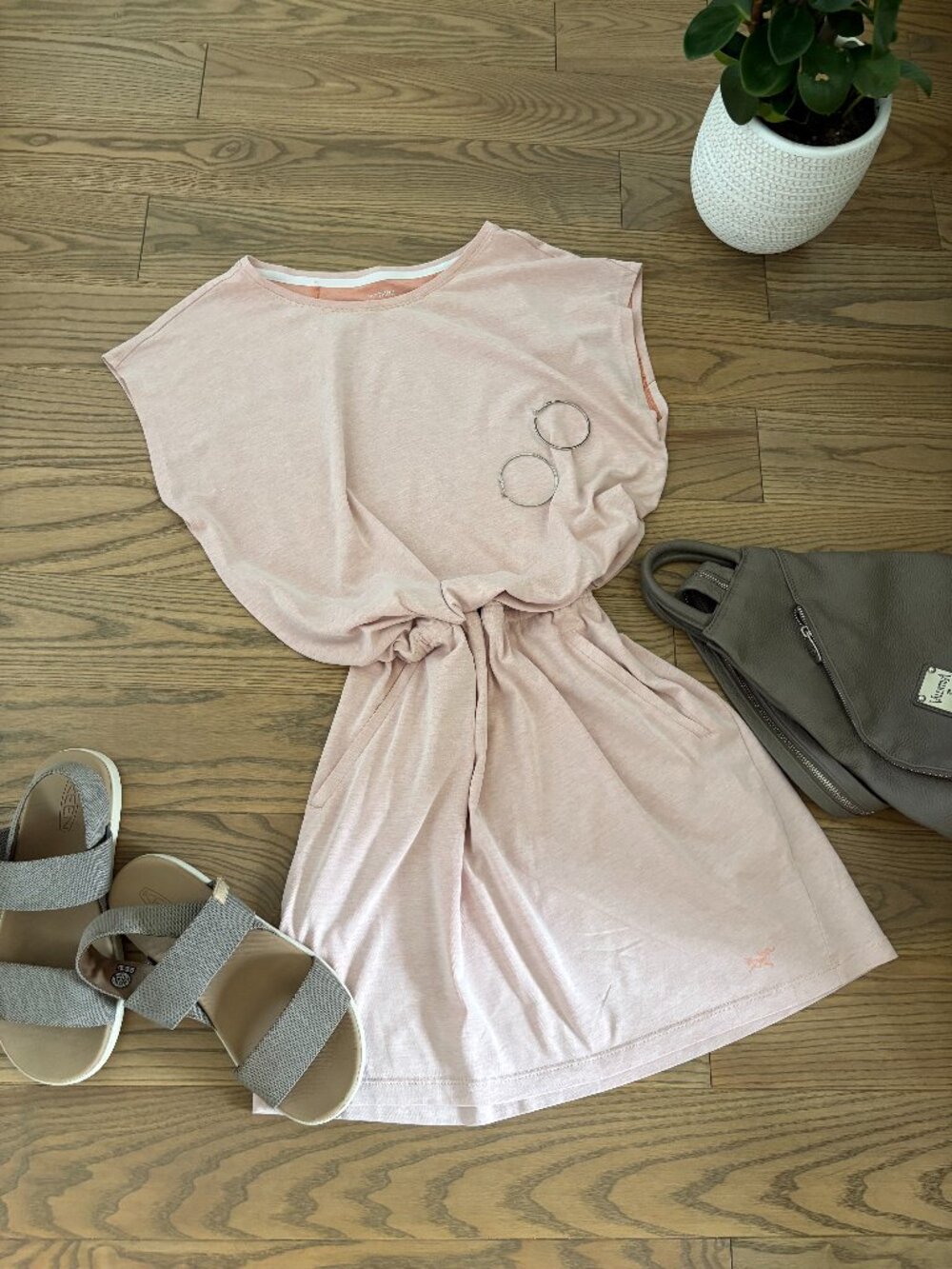 ARC'TERYX summer dress in chambray peach, Like New